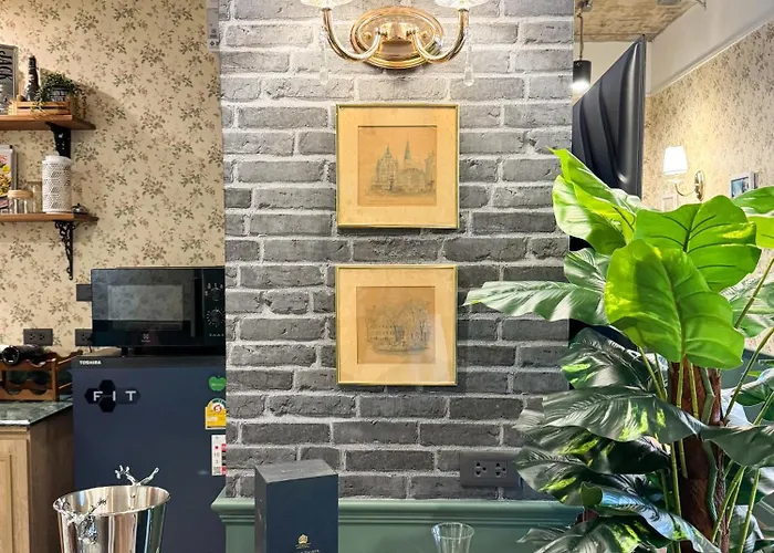 Nara Poshtel Sathorn