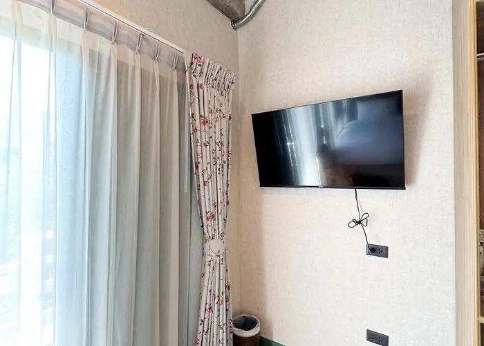 Nara Poshtel Sathorn Aparthotel