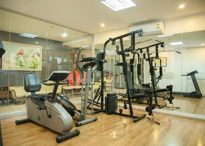 Nara Poshtel Sathorn *